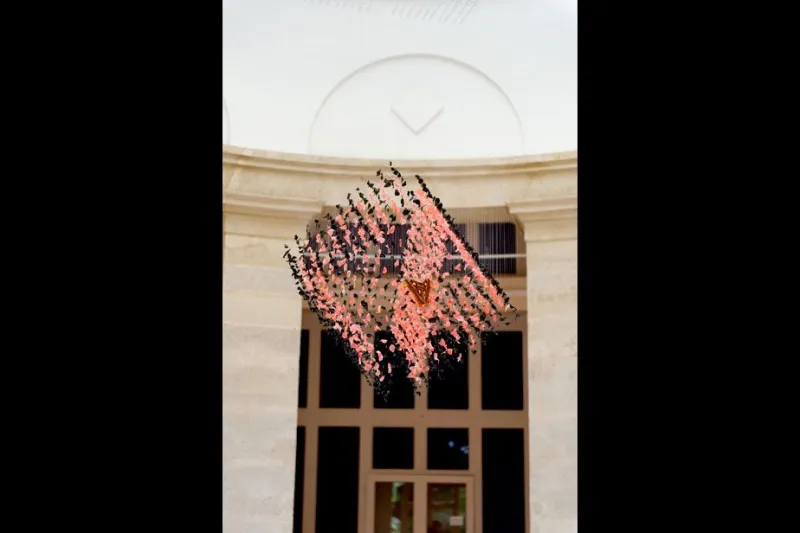 Diamond. Une œuvre de Claire Morgan, 2010. FIAC Hors les murs, Jardin des Plantes, 2013 © MNHN - F.-G. Grandin